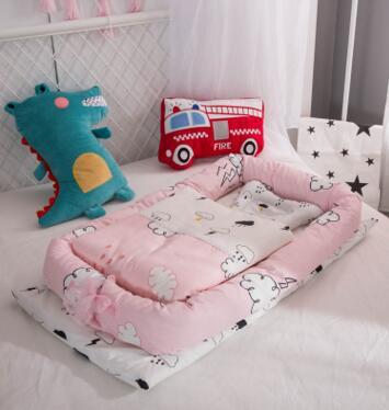 Foldable Portable Crib for Newborns | Bassinet Travel Bed with Anti-Pressure Mattress