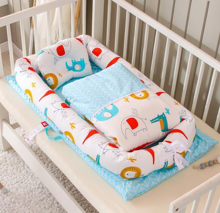 Foldable Portable Crib for Newborns | Bassinet Travel Bed with Anti-Pressure Mattress