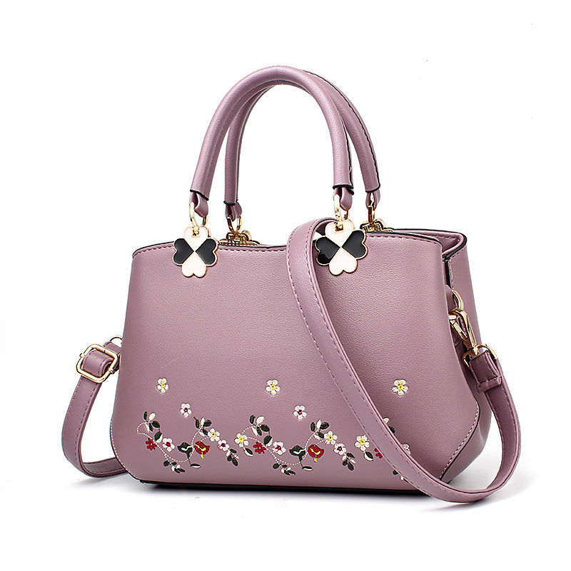 Fashion Embroidered One-shoulder Handbag