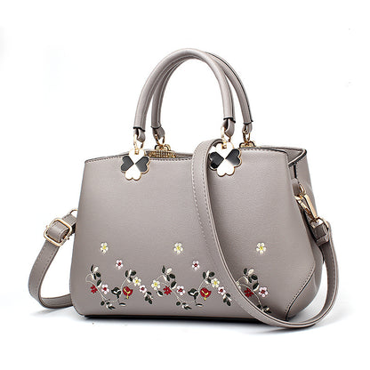 Fashion Embroidered One-shoulder Handbag