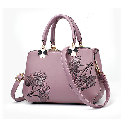 Fashion Embroidered One-shoulder Handbag