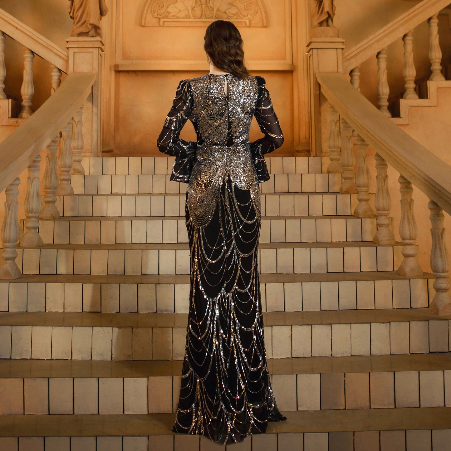 Long Sleeve Round Neck Slim-fit Sheath Sequined Banquet Fishtail Evening Dress