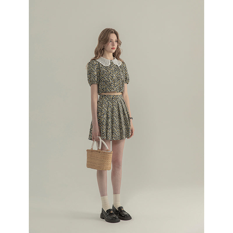 Bubble Sleeved Floral Short Sleeved Top For Women