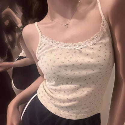 U-neck Floral Short Sleeved Short Top For Women