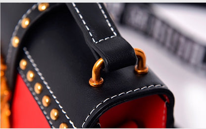 Women Fashion Pack Shoulder Bag with Metal Lion Head Crossbody Package