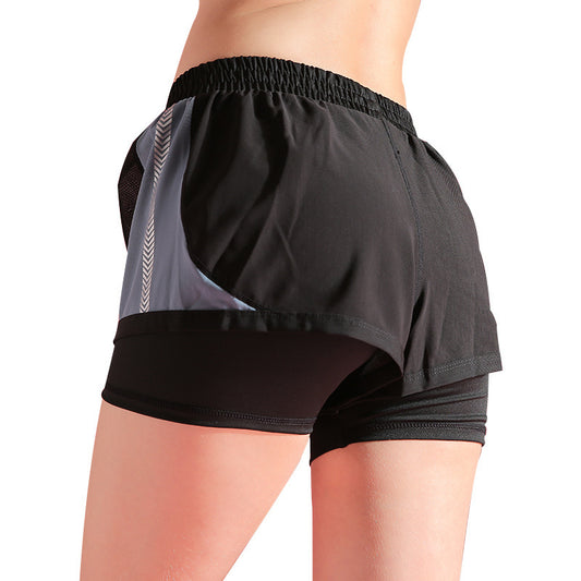 Mesh stitching shorts