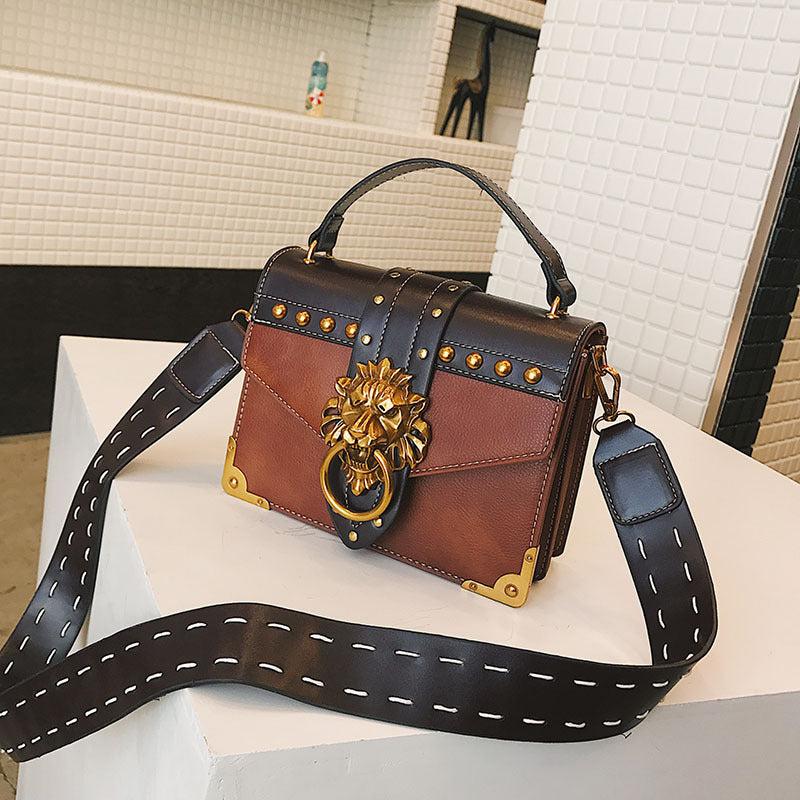 Women Fashion Pack Shoulder Bag with Metal Lion Head Crossbody Package