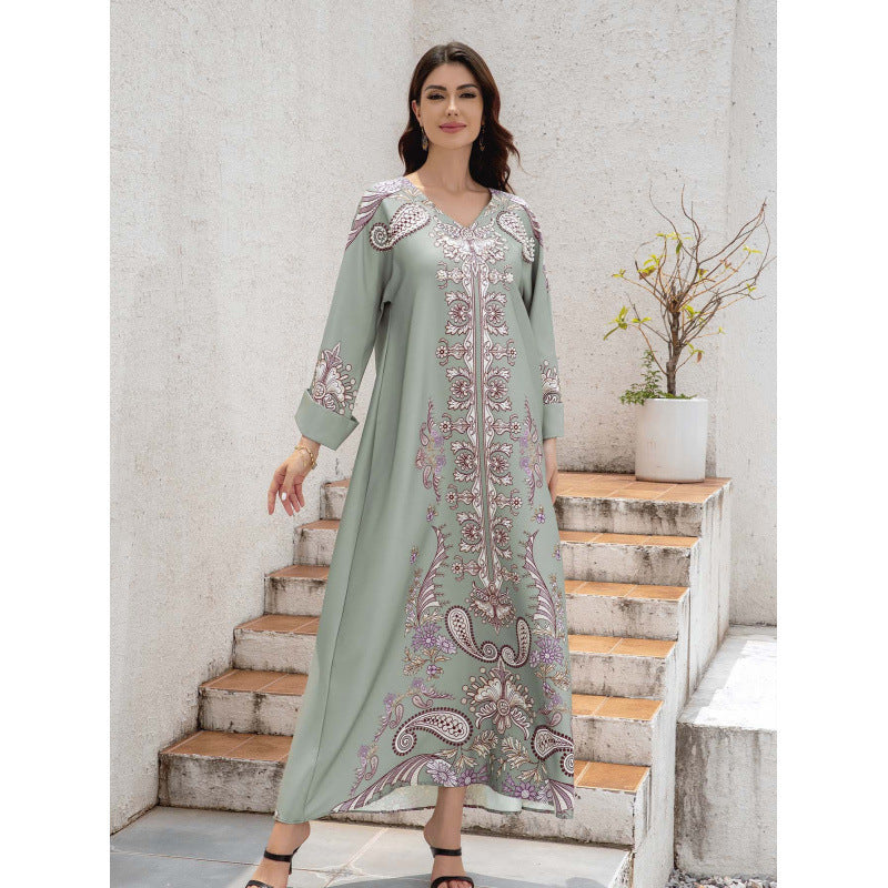 Muslim Women's Wear Robe Printing Hot Bead V-neck Turned Cuff Dress