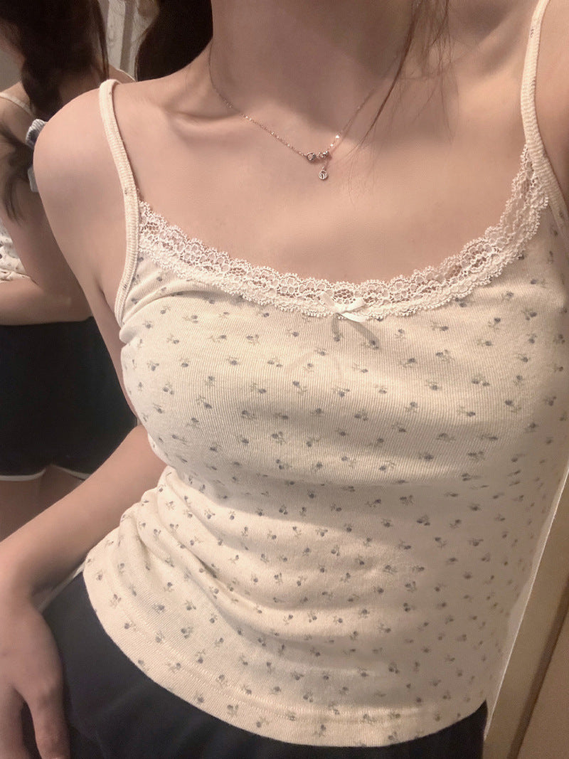 U-neck Floral Short Sleeved Short Top For Women