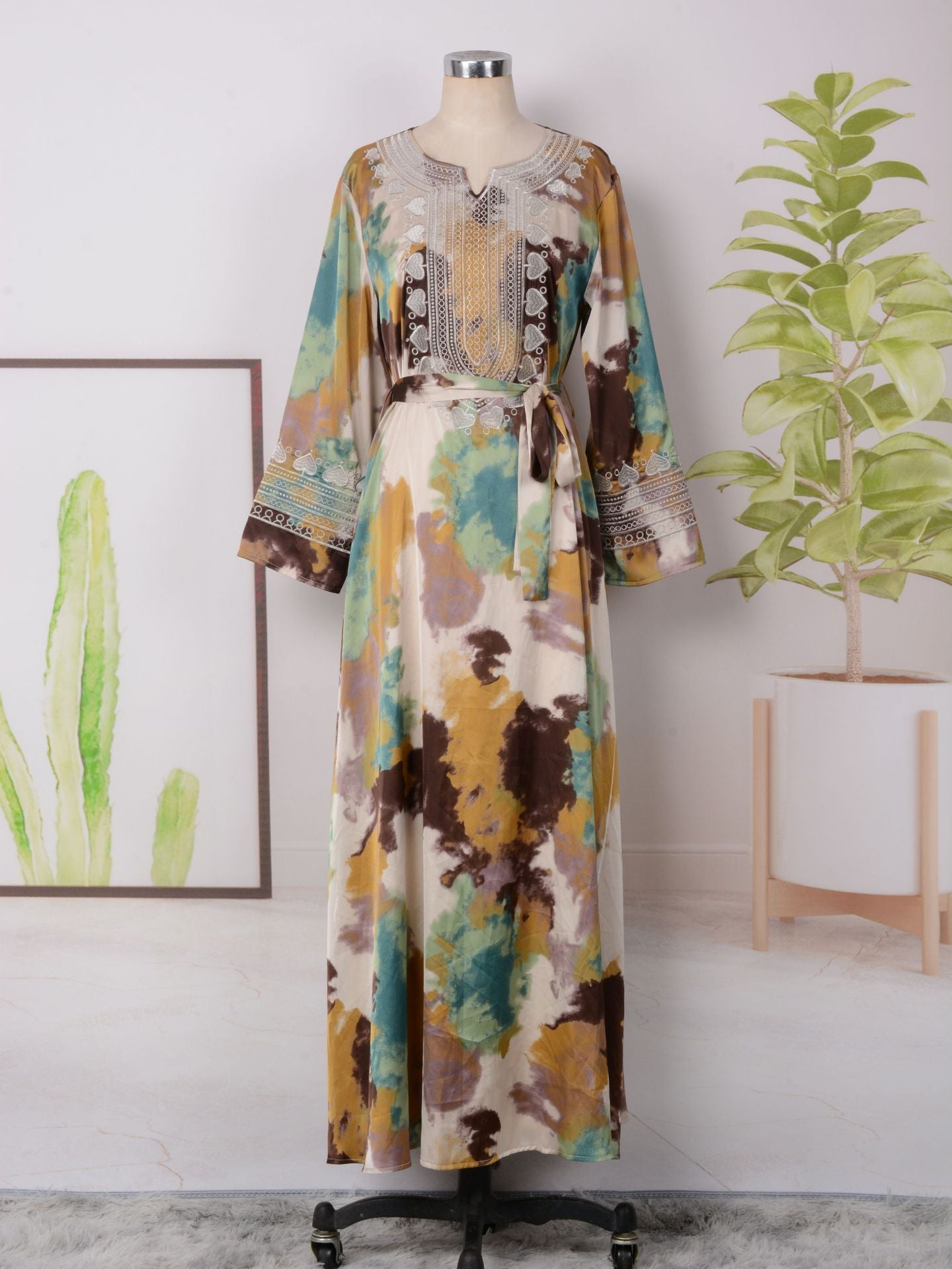 Women's Printed Embroidered Large Swing Muslim Dress