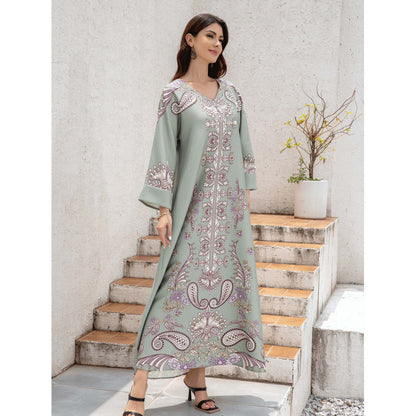 Muslim Women's Wear Robe Printing Hot Bead V-neck Turned Cuff Dress